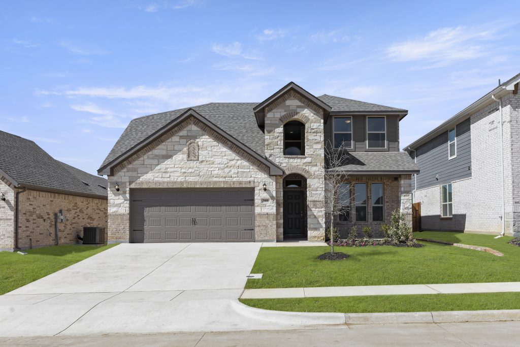 0_01. 2101 Hickory - Front-aubrey-tx-raleigh-floor-plan