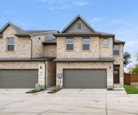 Sereno-Oaks-6949-Mustang-Isle-Dallas-Front