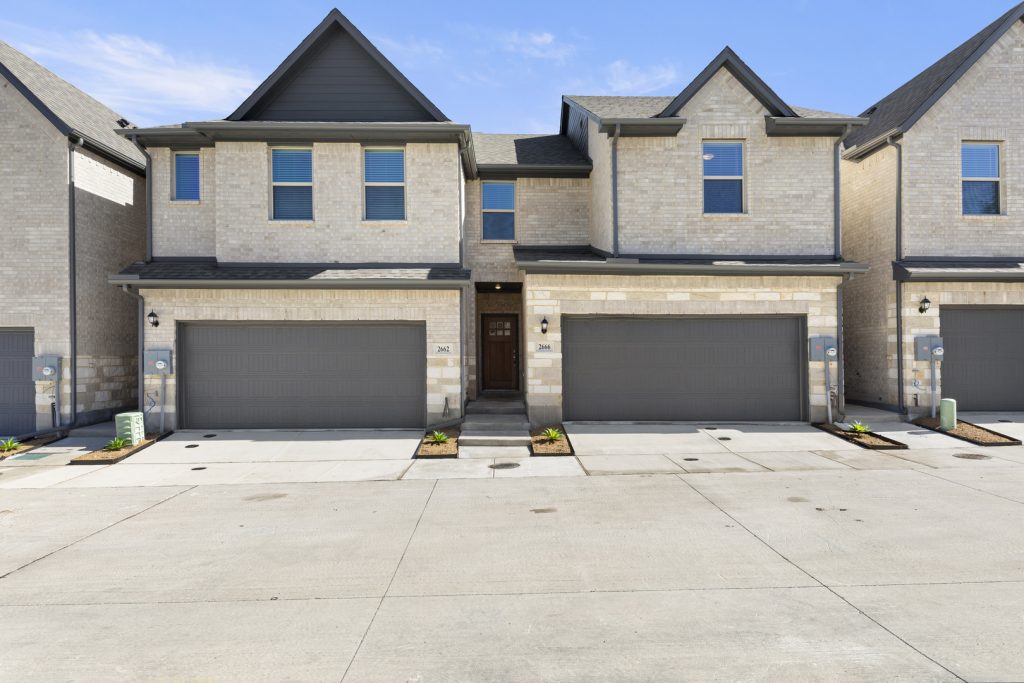 2666 Copper Breaks-sereno oaks-dallas - Front